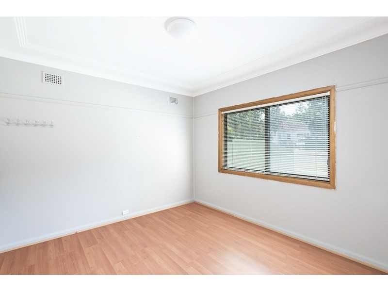 22 Clements Parade, Kirrawee NSW 2232