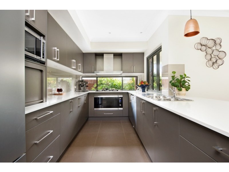 2 Irrubel Road, Caringbah NSW 2229