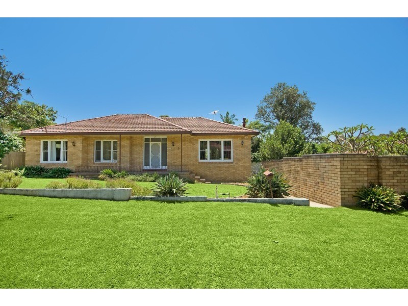 9 Mundakal Avenue, Kirrawee NSW 2232