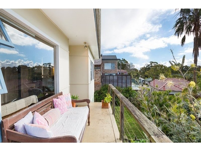 2 Locksley Street, Cronulla NSW 2230