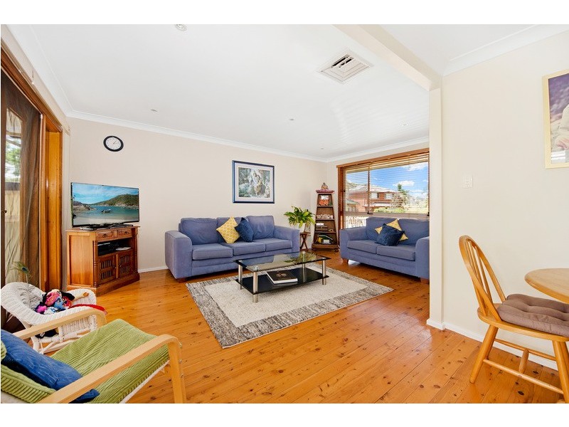 1 Putland Close, Kirrawee NSW 2232