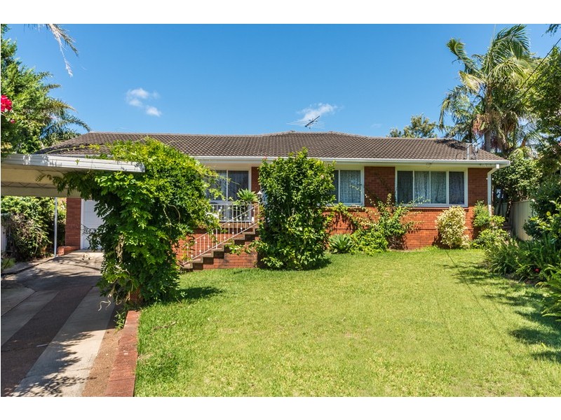 6 Chakola Place, Kirrawee NSW 2232