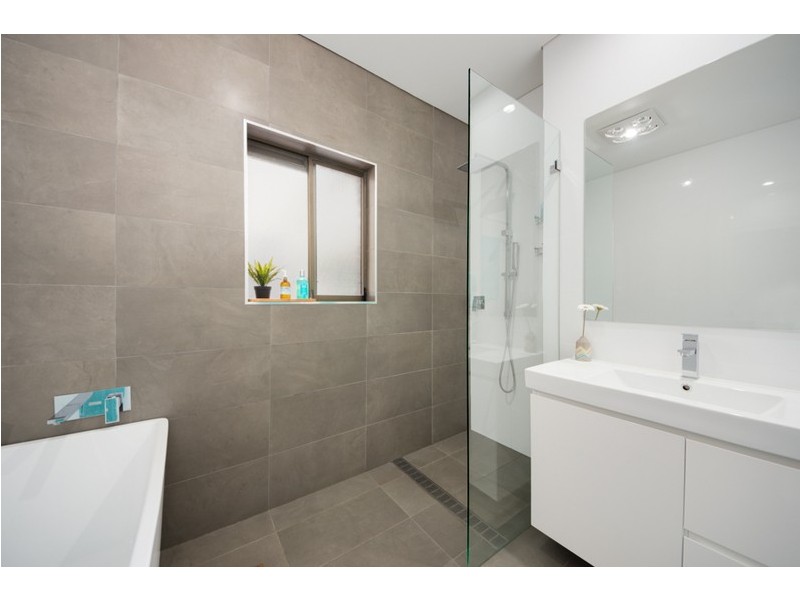 17 Bruce Avenue, Caringbah South NSW 2229