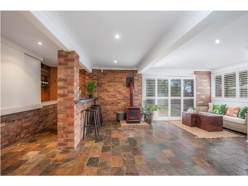 1 Nimbin Place, Yarrawarrah NSW 2233