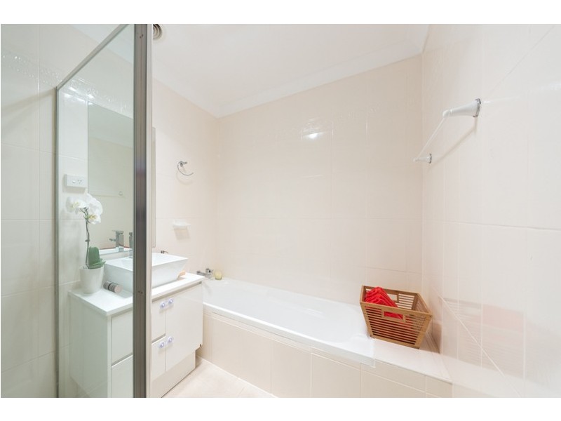 8/88-92 Yathong Road, Caringbah NSW 2229