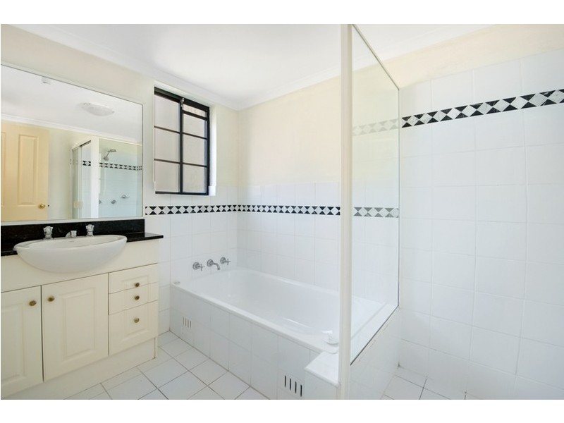 F20/6 Schofield Place, Menai NSW 2234