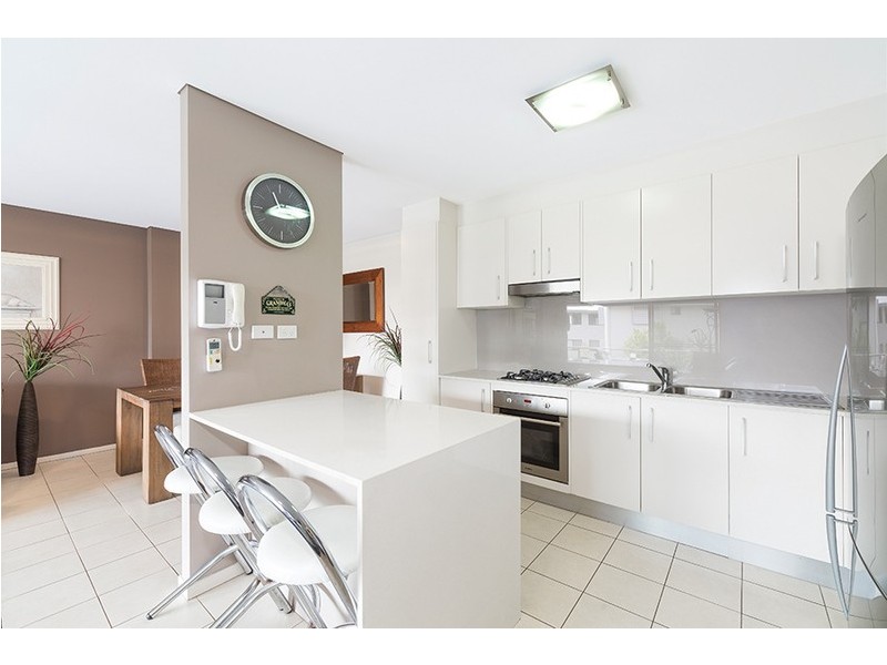 6/6-8 Banksia Road, Caringbah NSW 2229