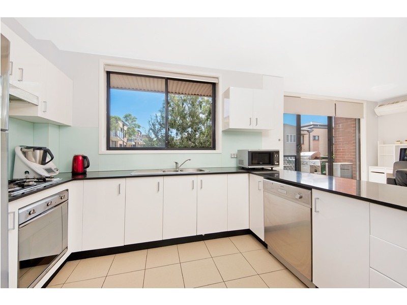 13/1-3 Jacaranda Road, Caringbah NSW 2229