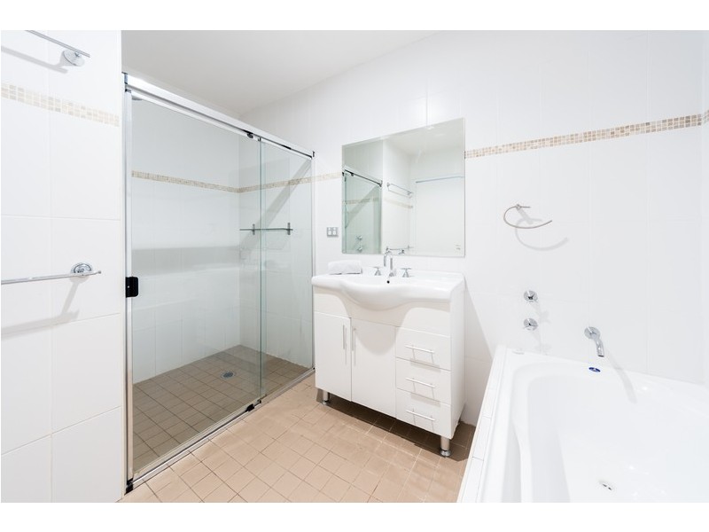 13/1-3 Jacaranda Road, Caringbah NSW 2229