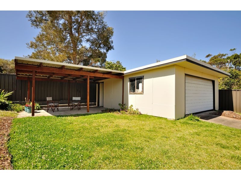 8 Beachcomber Avenue, Bundeena NSW 2230