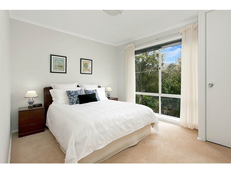 25 Cassandra Crescent, Heathcote NSW 2233