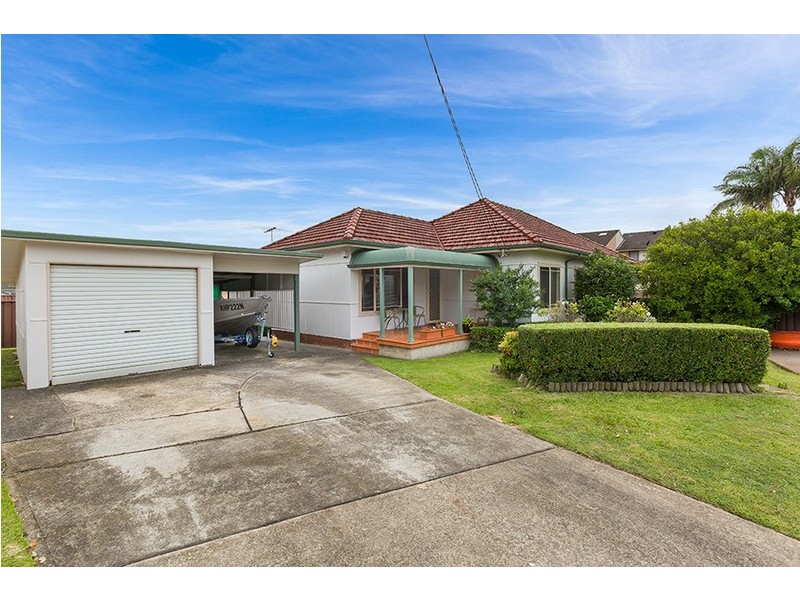 2 Dyinda Place, Miranda NSW 2228