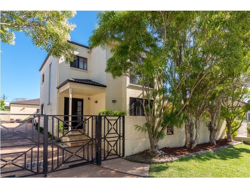 1/17 Gannons Road, Caringbah NSW 2229