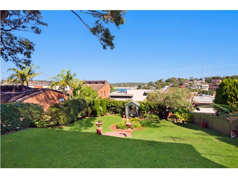 2 Irwine Road, Caringbah South NSW 2229