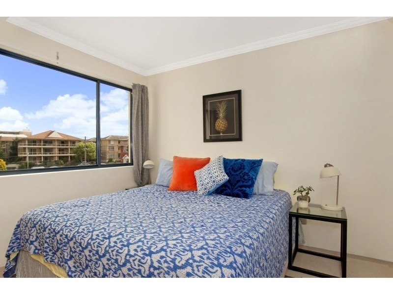 31/27 The Esplanade, Cronulla NSW 2230