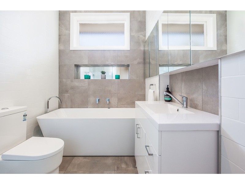 12 Johnston Avenue, Kirrawee NSW 2232