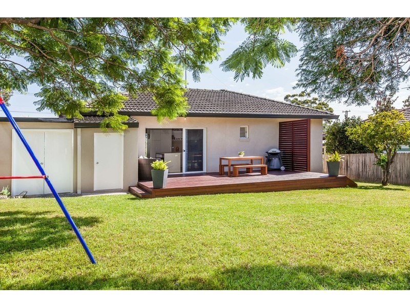 12 Johnston Avenue, Kirrawee NSW 2232