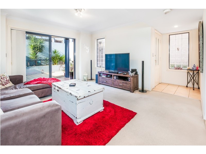 15/6 Mowbray Street, Sylvania NSW 2224