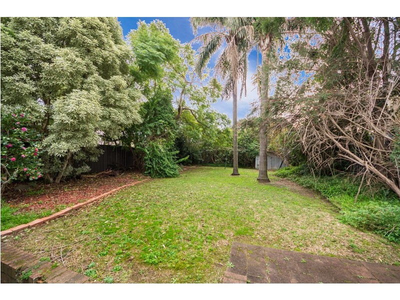 19 Acton Street, Sutherland NSW 2232