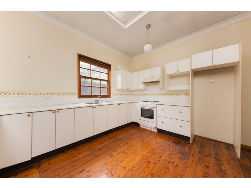 19 Acton Street, Sutherland NSW 2232