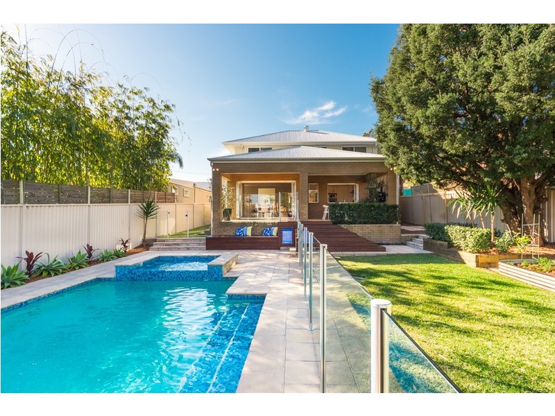 2 Munni Street, Woolooware NSW 2230