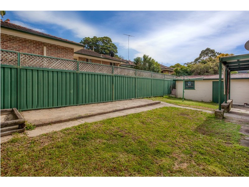 101 Glencoe Street, Sutherland NSW 2232