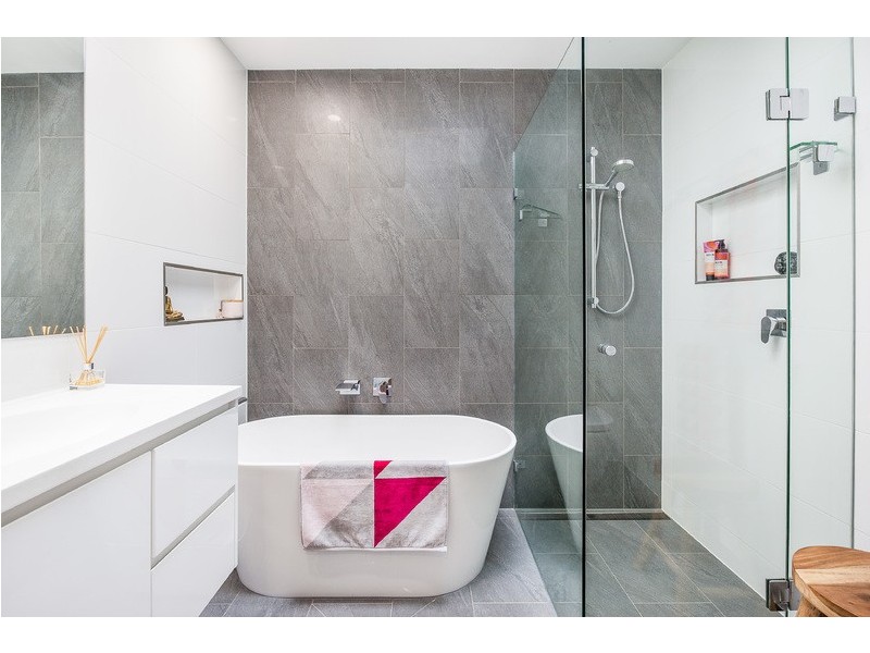 9/82 Yathong Road, Caringbah NSW 2229