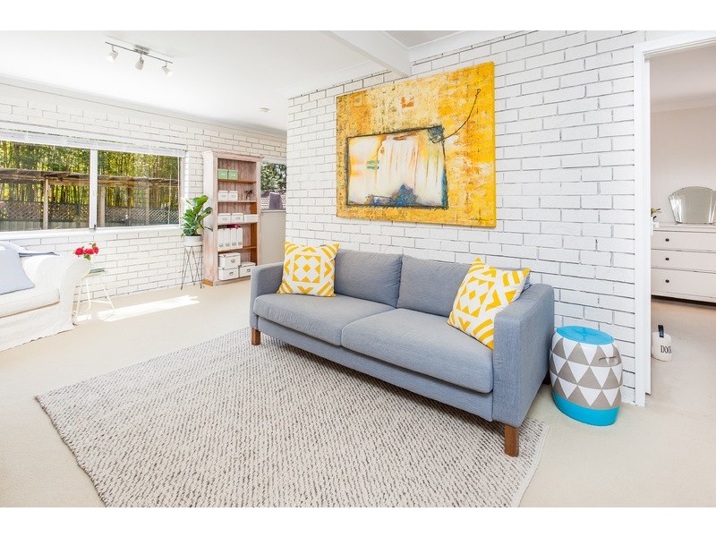 16 Wylie Street, Kirrawee NSW 2232