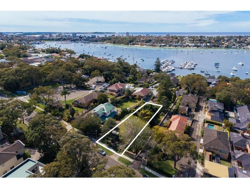 242 Woolooware Road, Burraneer NSW 2230