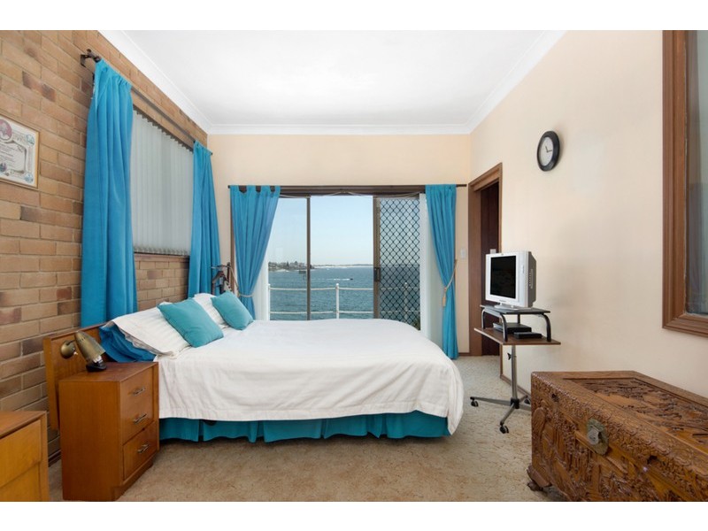 33 Neil Street, Bundeena NSW 2230