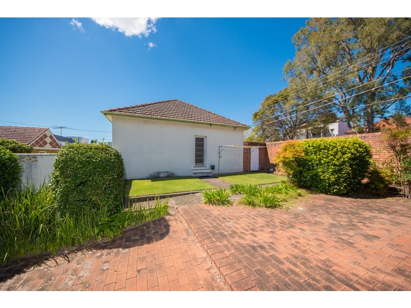 19 Formosa Street, Sylvania NSW 2224