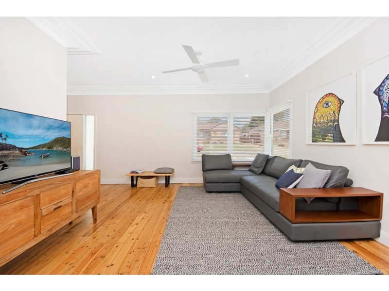 13 Humberstone Avenue, Gymea NSW 2227