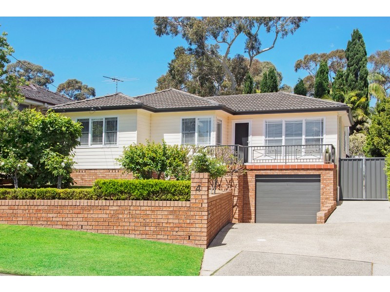 4 Ulinga Place, Engadine NSW 2233