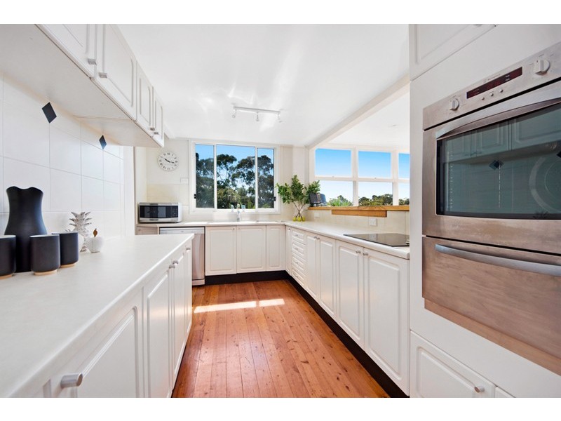 6 Tulong Place, Kirrawee NSW 2232