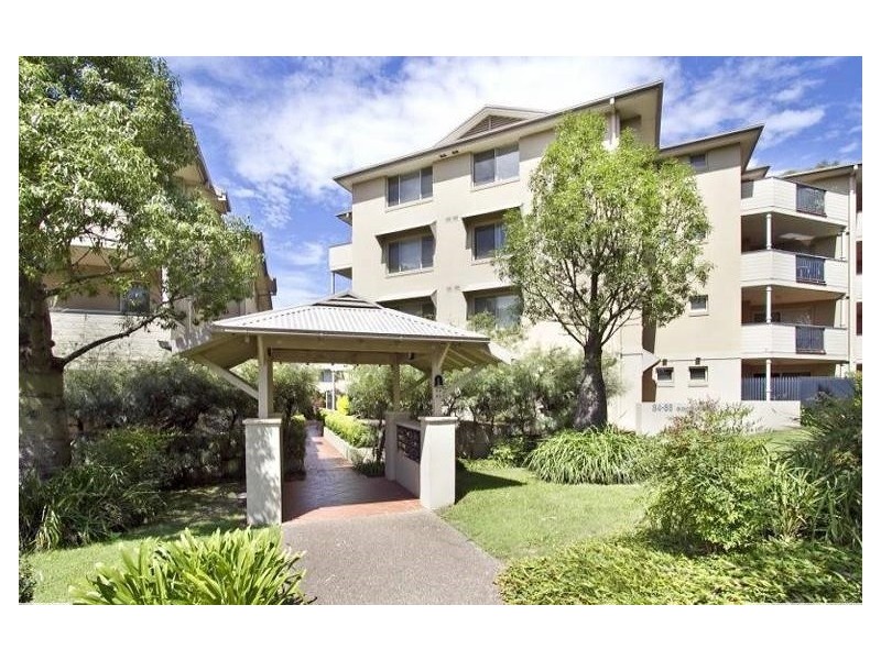 15/84 Glencoe Street, Sutherland NSW 2232