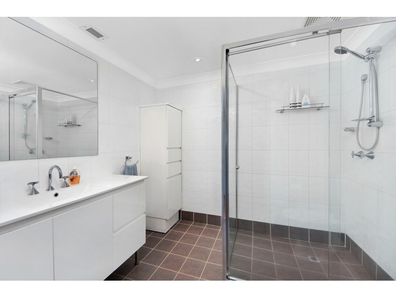 12/83 Auburn Street, Sutherland NSW 2232