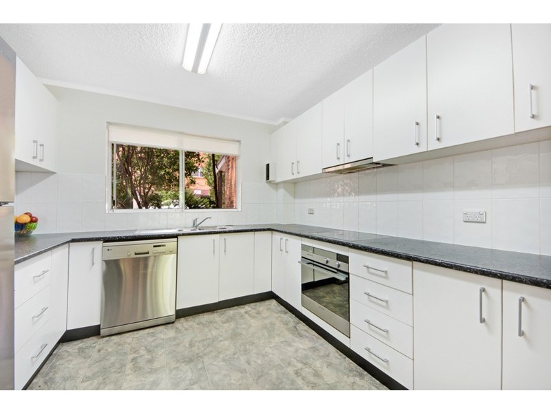 12/83 Auburn Street, Sutherland NSW 2232