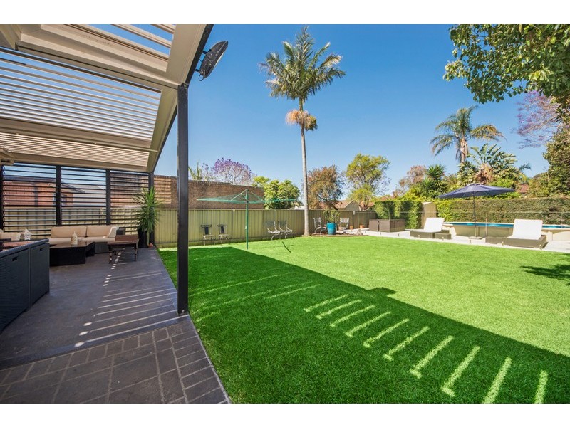 42 Chamberlain Avenue, Caringbah NSW 2229