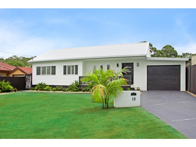 19 Warrah Road, Yowie Bay NSW 2228