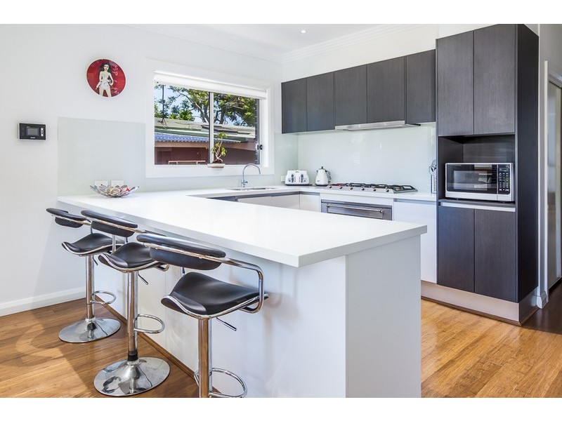 2/94 Telopea Avenue, Caringbah South NSW 2229