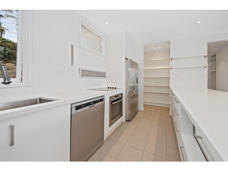 16 Timaru Place, Kirrawee NSW 2232