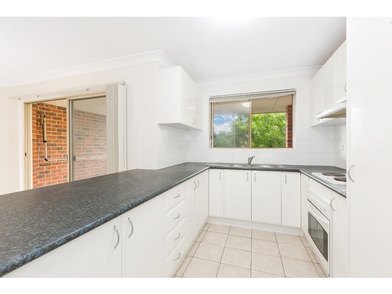 17/6-10 Gray Street, Sutherland NSW 2232