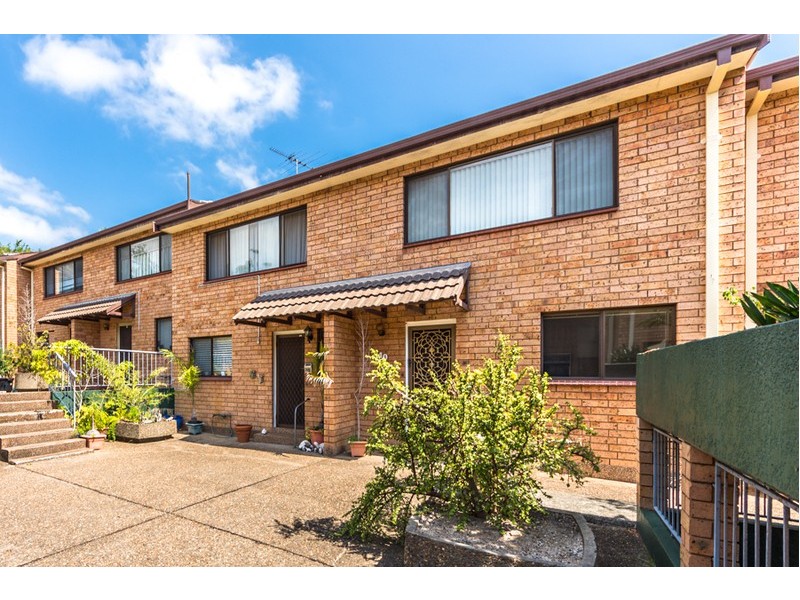 40/28-32 Railway Crescent, Jannali NSW 2226