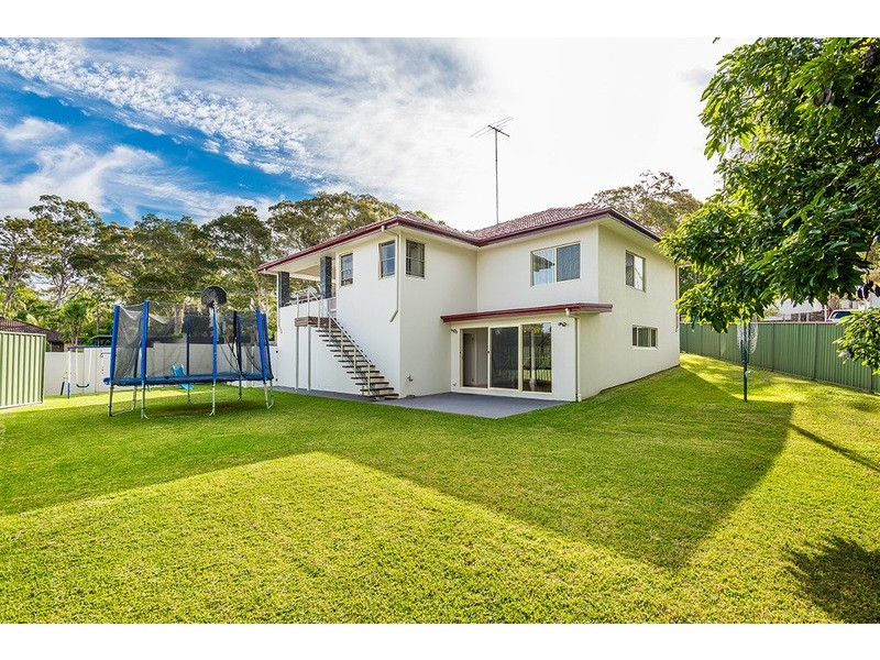 2 Parthenia Street, Dolans Bay NSW 2229