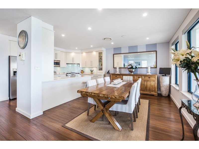 2/11 Sorrento Place, Burraneer NSW 2230