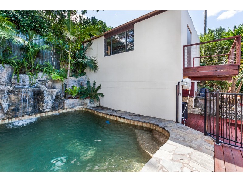 5 Tulong Place, Kirrawee NSW 2232