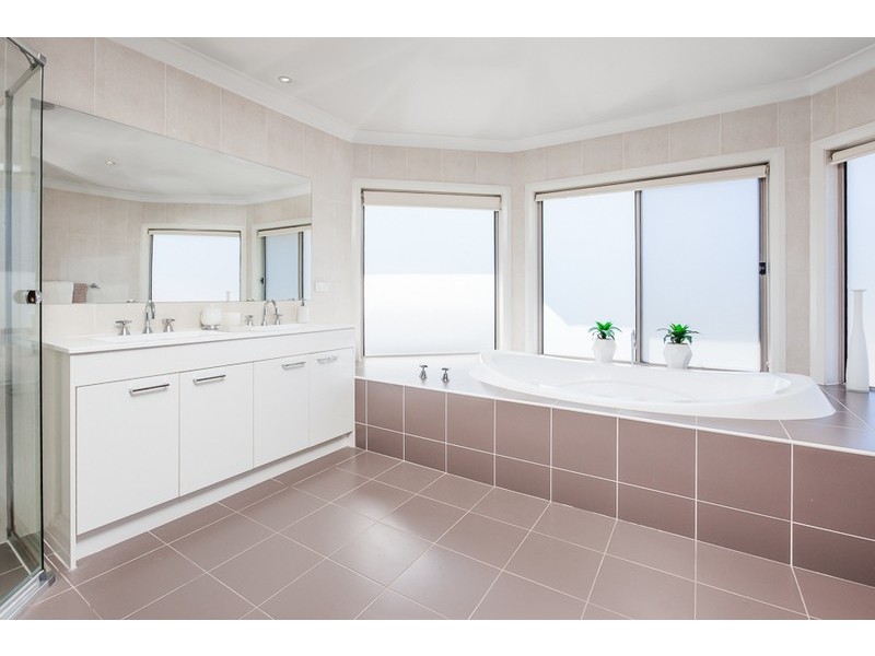 104 Taren Road South, Caringbah South NSW 2229