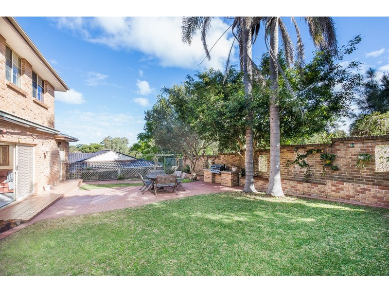 27 Woodlands Road, Taren Point NSW 2229