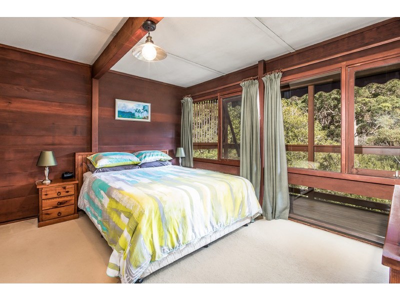 64 Gore Avenue, Kirrawee NSW 2232