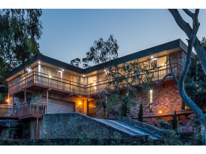 13 Forbes Crescent, Engadine NSW 2233